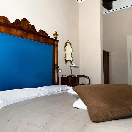 B&B Al Porto Di 루카